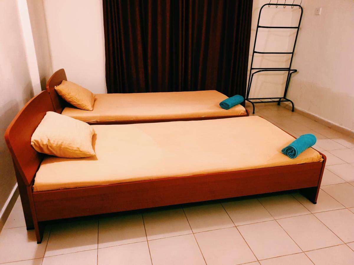 Oasis Skybeach Hostel - เนกอมโบ ภายนอก รูปภาพ