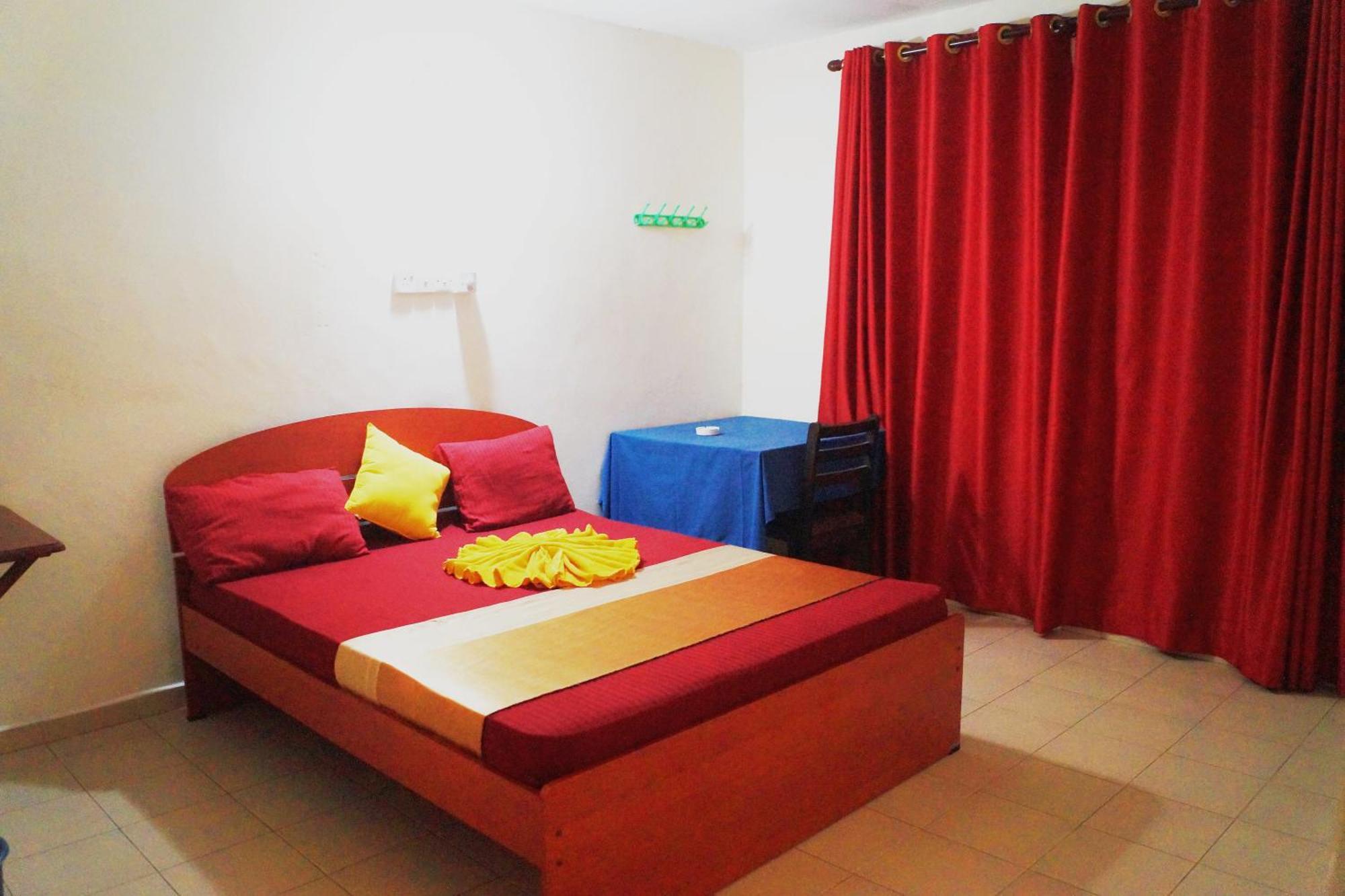 Oasis Skybeach Hostel - เนกอมโบ ภายนอก รูปภาพ
